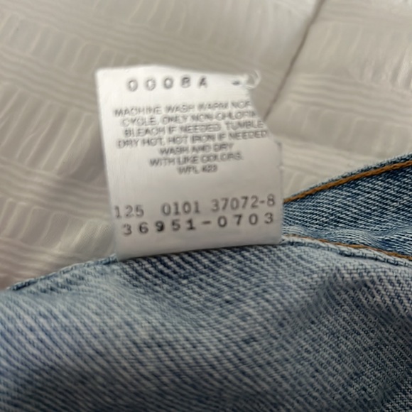 Levi’s Vintage 550 Red Tab Jean Shorts - Picture 3 of 6